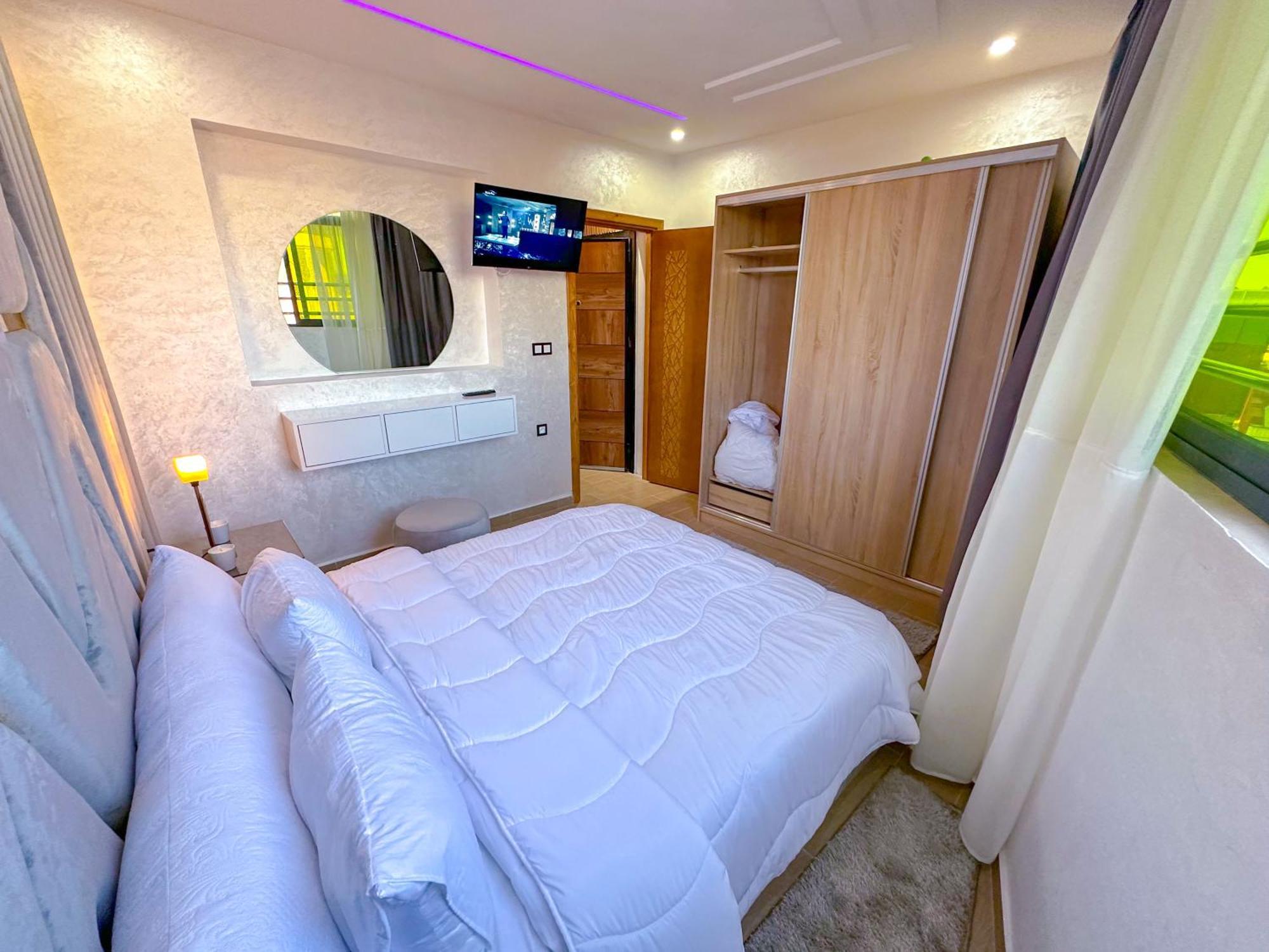 Veluxa - Luxury Holiday Homes - Centric Flat Tanger Extérieur photo