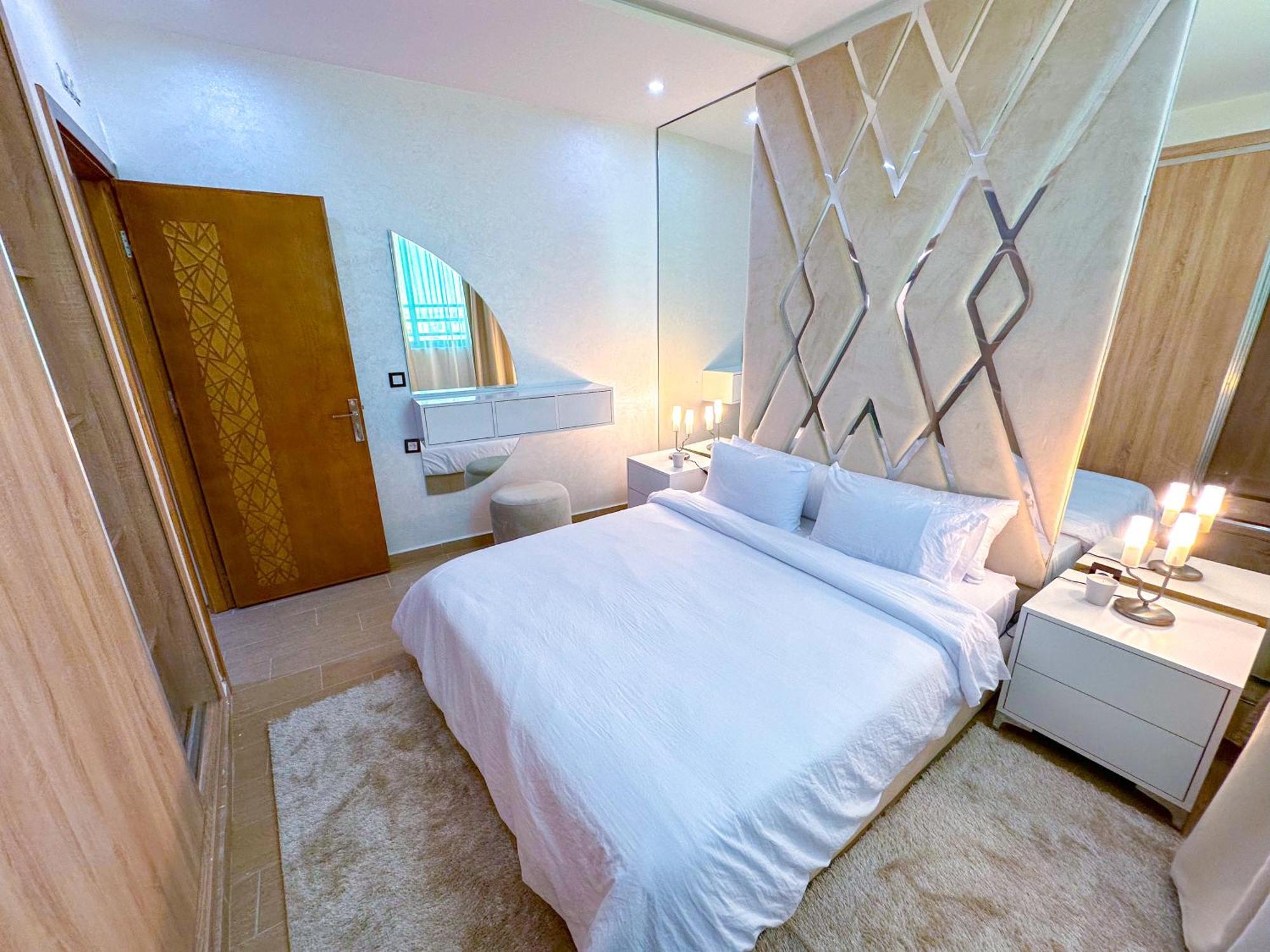Veluxa - Luxury Holiday Homes - Centric Flat Tanger Extérieur photo