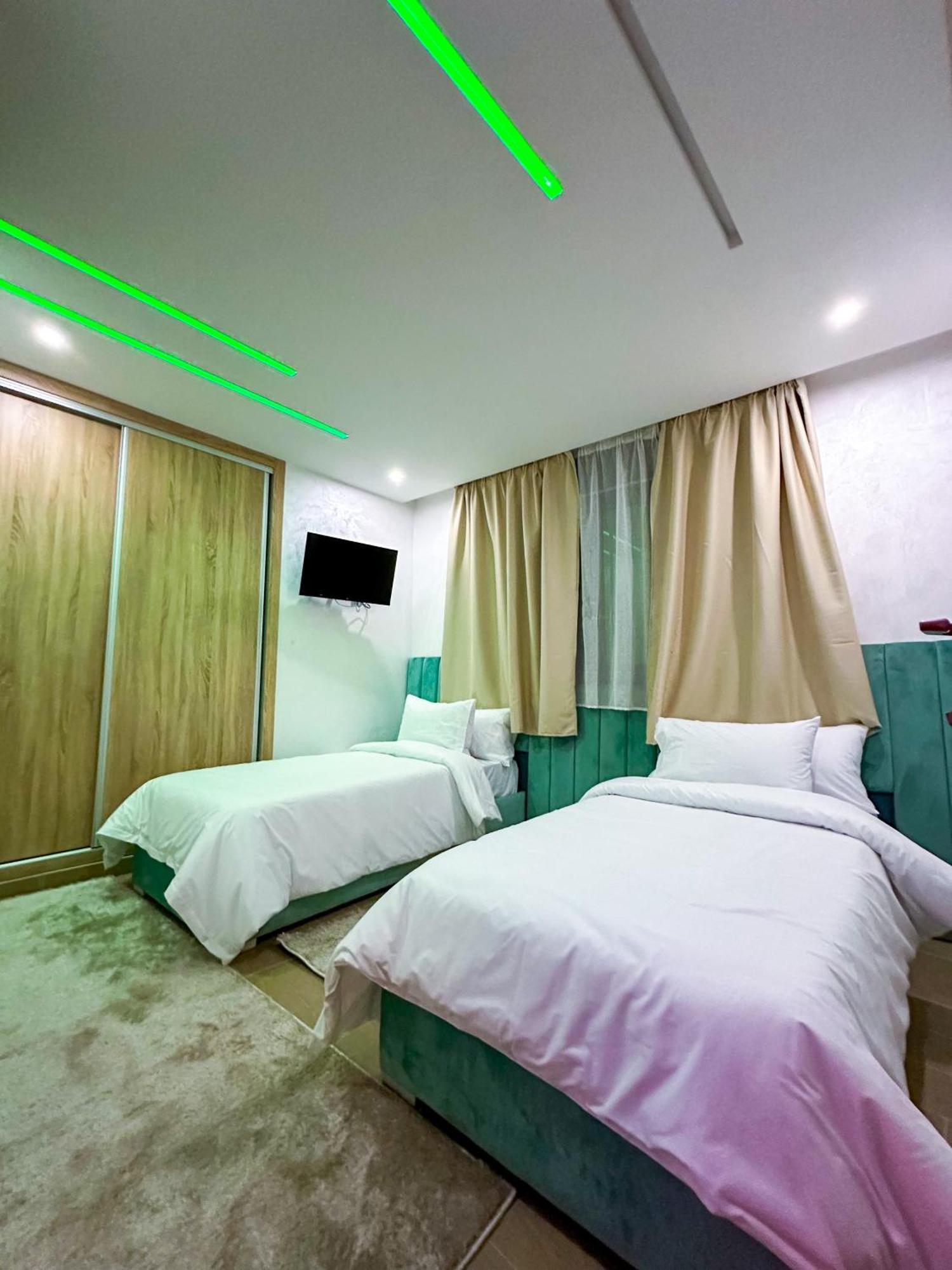 Veluxa - Luxury Holiday Homes - Centric Flat Tanger Extérieur photo